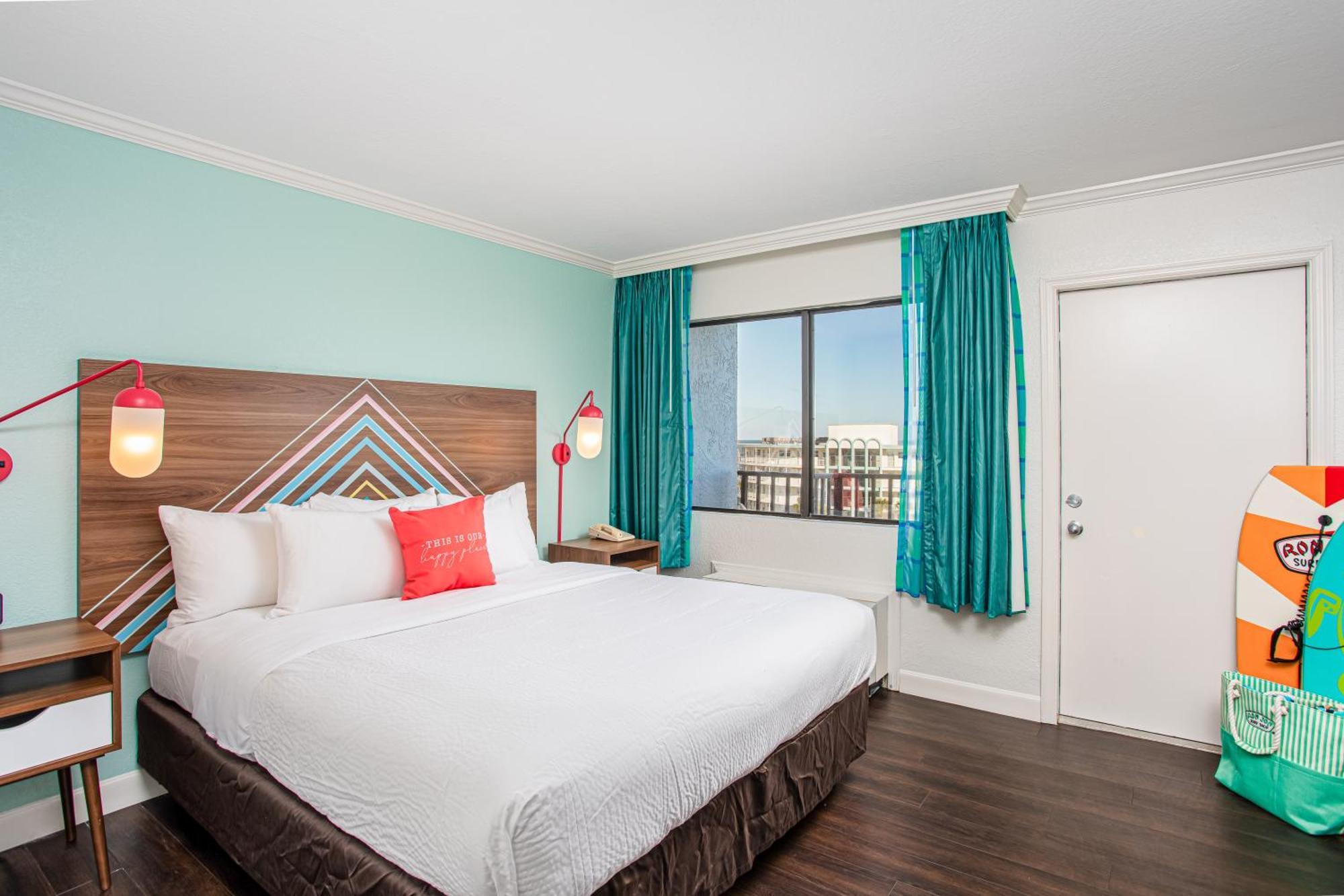 Beachside Hotel And Suites Какао-Бич Экстерьер фото