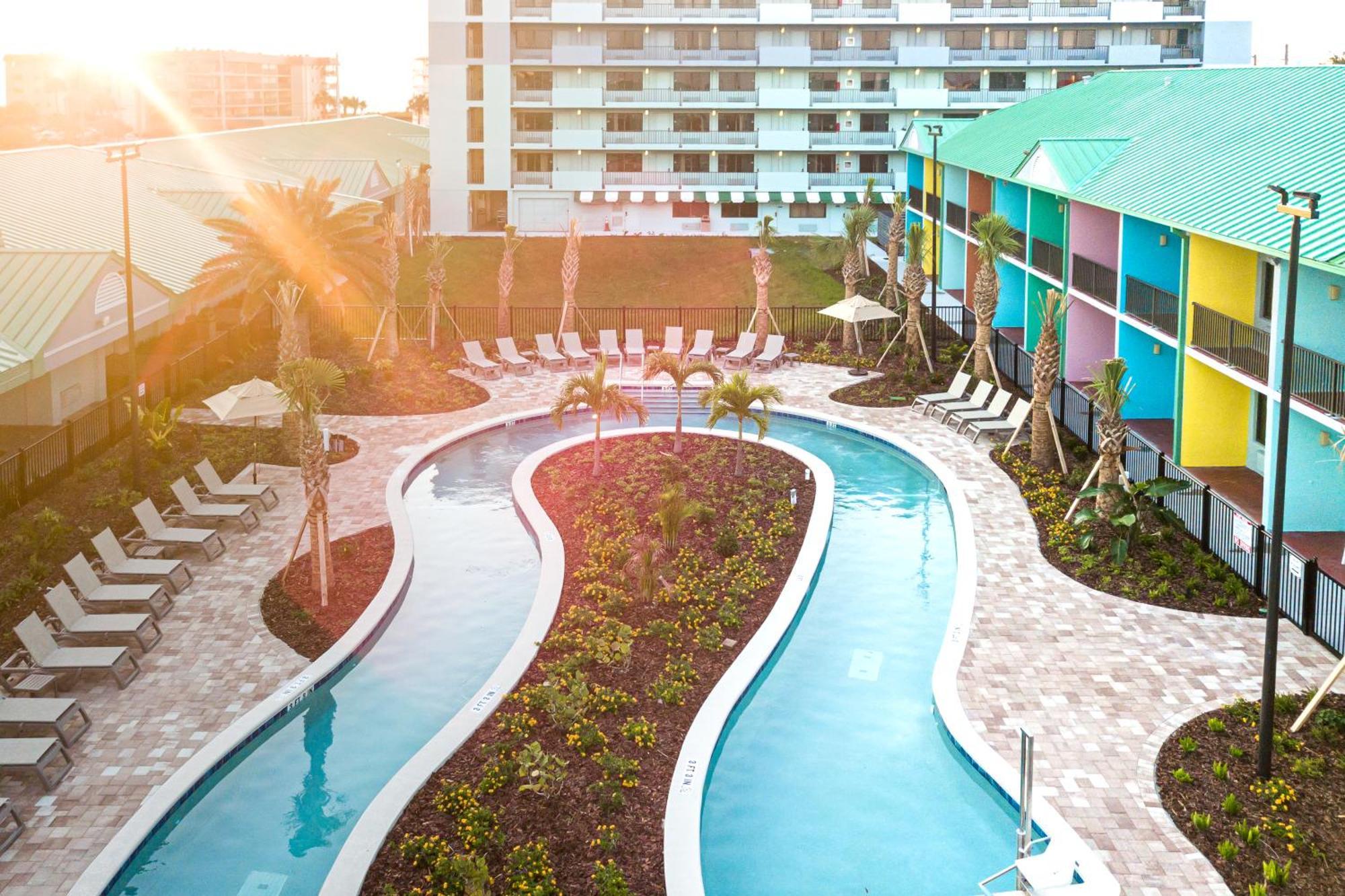 Beachside Hotel And Suites Какао-Бич Экстерьер фото